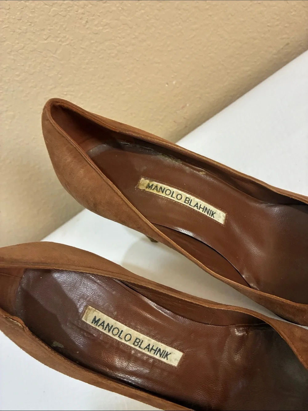 Manolo Blahnik Brown Suede Pointed-Toe Stiletto Pump